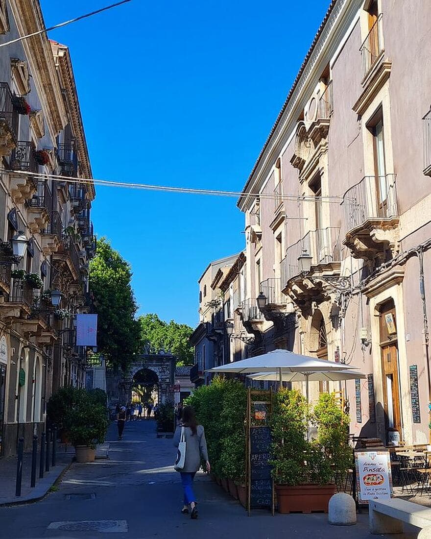 Via dei Crociferi, una strada barocca del centro di Catania